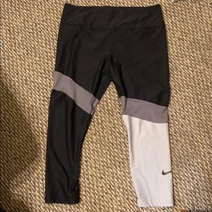 Nike leggings